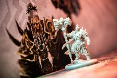 Gra Planszowa Primal: Figurki